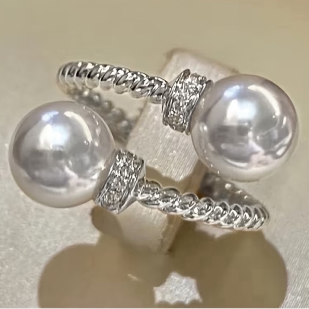 Elegant Silver Tone and Faux Pearl Rhinestone Wrap Adjustable Ring Vintage New